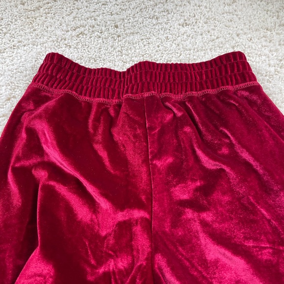 Daria Velour Joggers by Fabletics - Picture 8 of 9